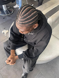 Photo n°6 de Le Saphir Paris 94 à Choisy-le-Roi (Salon de coiffure)