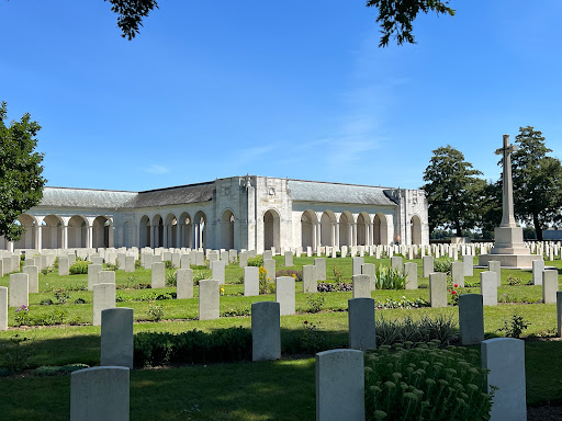 Le Touret Military Cemetery, Richebourg-L'Avoue Gallery - France