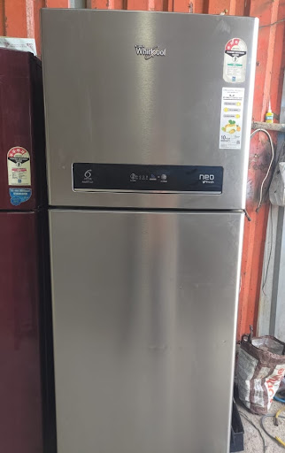 This Whirlpool 340 liter refrigerator (Model FF2D3554S) is an excellent purchase option for any h… post image