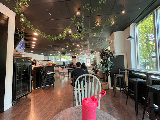 Cozy District Cafe - Thumbnail