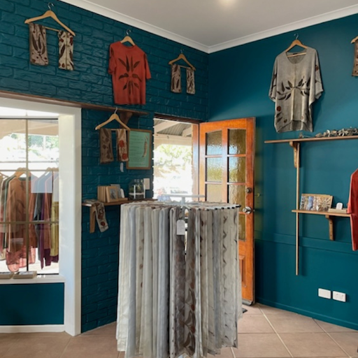 Krysalis Eco-Dyeing