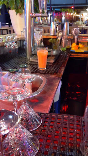 Rezensionen über Bücheli Caffé Bar Lounge in Basel - Nachtclub