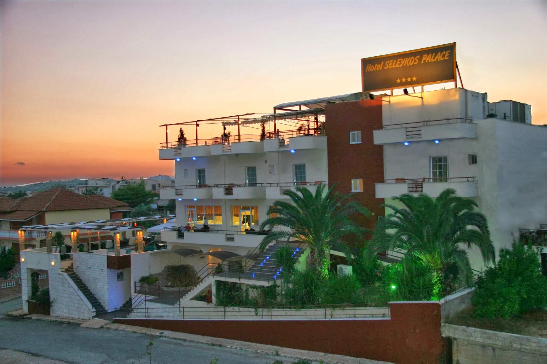 Selefkos Palace