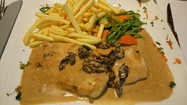 Café Restaurant Pizzeria La Colline