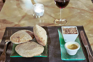 Photo n°4 de La Cave Aux Moines Sarl à Gennes-Val-de-Loire (Restaurant)