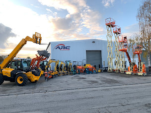 Photo n°1 de ARC MPG LOCATION NACELLE MINI-PELLE à Villeneuve-Saint-Germain (Agence de location de fourgonnettes)