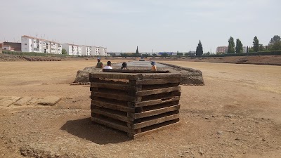 Photos of Roman circus of M&eacute;rida