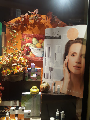 Farmacia Grande Alessandra - Thumbnail