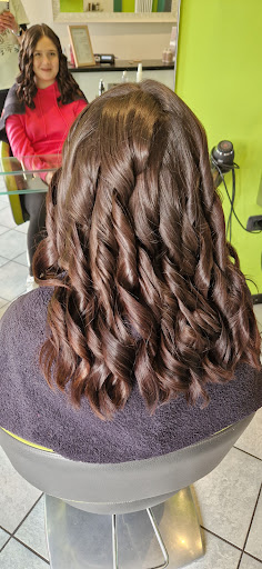 Hair Essential... di Arnoldi Patrizia - Thumbnail