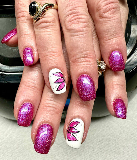 Lotus&Lily’s Nails - Thumbnail