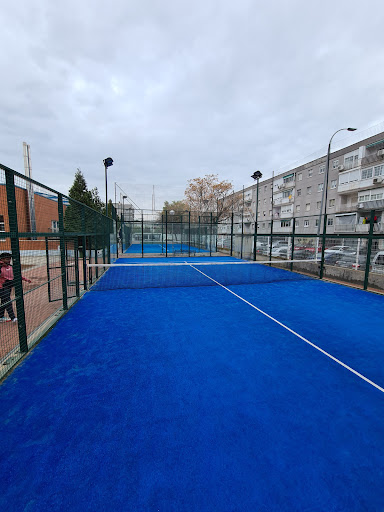 London Sports complex - Thumbnail