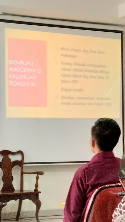 Photos of Eats the Soul Indonesian church congregation Kebayoran Baru