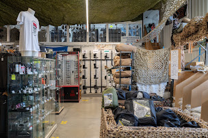 Photo n°10 de Stock US Surplus militaire à Lunel (Magasin de vêtements professionnels)