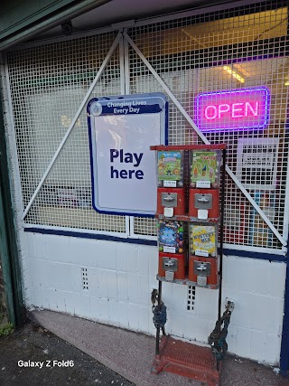 Ettingshall off license