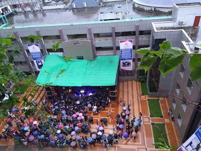 Photos of Independent University Bangladesh (IUB) Library