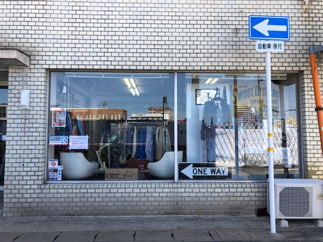 CHIC...! YOUNG CLOTHING STORE