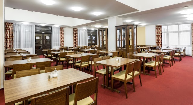 HOTEL GLOBUS