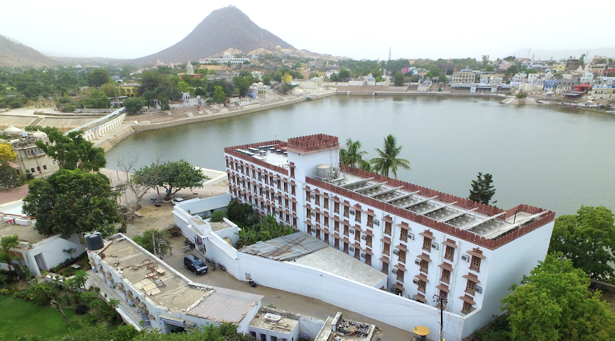 Hotel Pushkar Palace by null