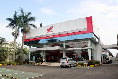 Photos of Daya Motor