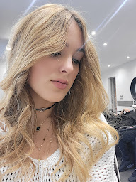 Photo n°6 de Salon tif'hom à Saint-Zacharie (Salon de coiffure)