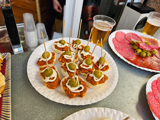 El Rincón de VITTORIA . Bar Cafeteria - Thumbnail