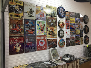 Photo n°21 de Stock Americain à Les Billaux (Magasin d'articles d'airsoft)