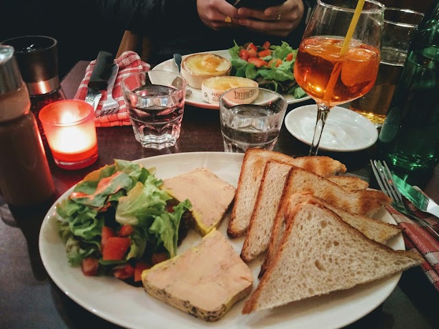 Le Café Jaune