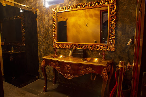 The Red Room by null