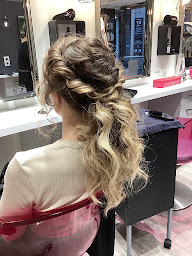 Photo n°8 de Hair du Temps à Brive-la-Gaillarde (Salon de coiffure)