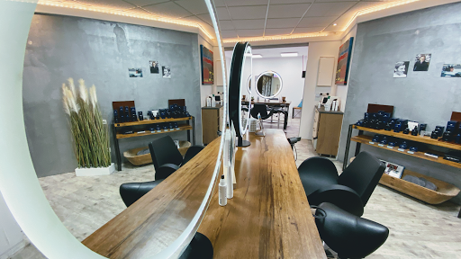 BE Different Barber & Beauty Gallery - Germany
