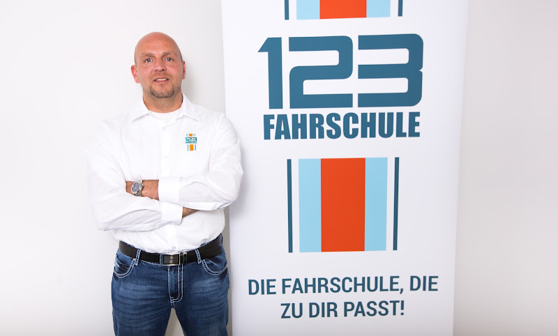 123 FAHRSCHULE Essen-Zentrum Foto 3