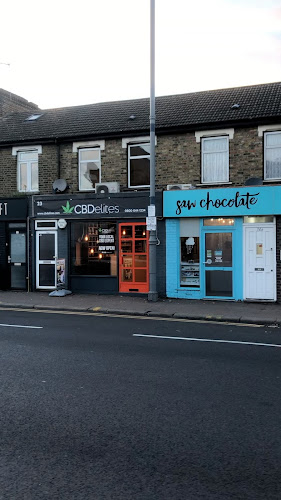 Saw Chocolate