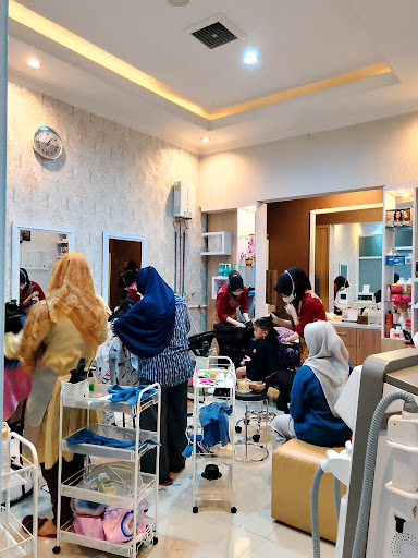 Almes Beauty Care & Spa