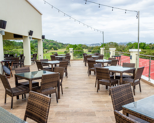 Hoyo 19 Restaurante & Bar
