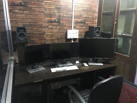 Af1qippb8ezch8fcowd2umgcl0xi7hm 6s Wiayrun95=s451 K No