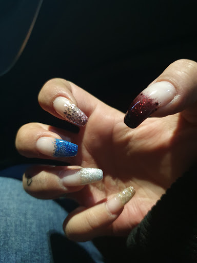 Le Thi Yen Trang - Thumbnail