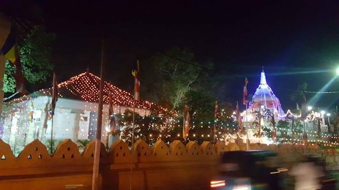 Maha Visuddharamaya Tample ali Denna Tample, Author: Vihara Dhamma