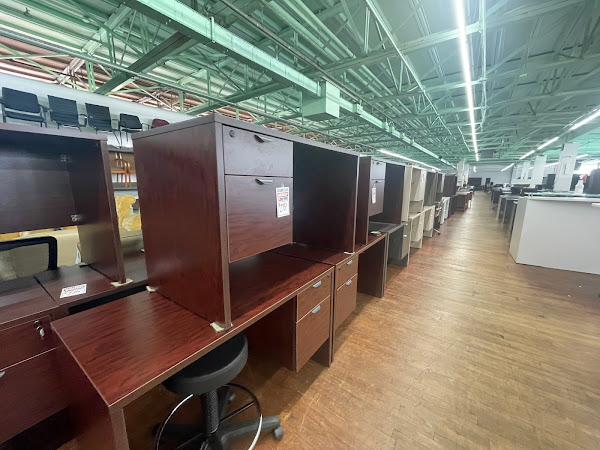 pre-owned office furniture