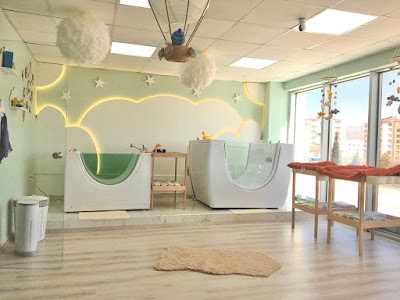 Bonnie Baby Spa ( 0-36 Ay Arası Bebekler İçin )