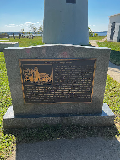 Turkey Point Lighthouse Gallery - United States