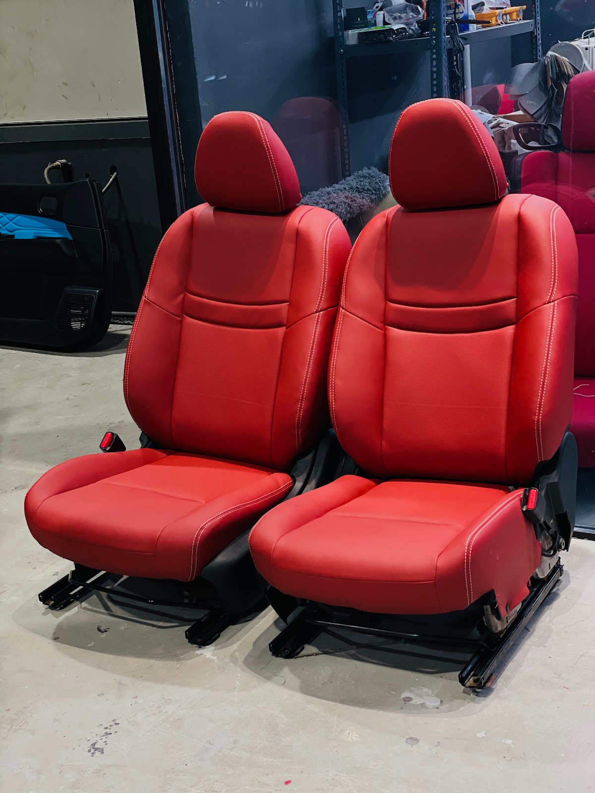 الجاهزية لتنجيد وتخشيب السيارات