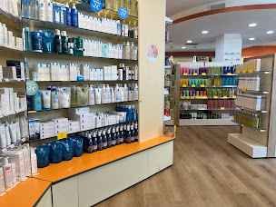 Photo n°8 de Pharmacie du Coeur de Ville à Saint-Barthélemy-d'Anjou (Pharmacie)