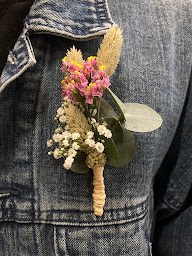 Photo n°44 de Symbiose Artisans fleuriste | Fleuriste Rochechouart à Rochechouart (Service de plantes d'intérieur)