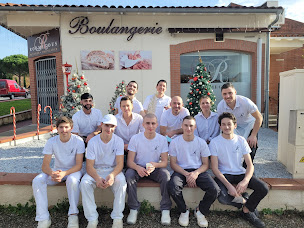 Photo n°16 de Roumegous à Drémil-Lafage (Boulangerie)