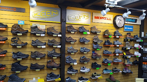 Northwest Outlet - Thumbnail