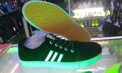 Photos of captain shoes sport