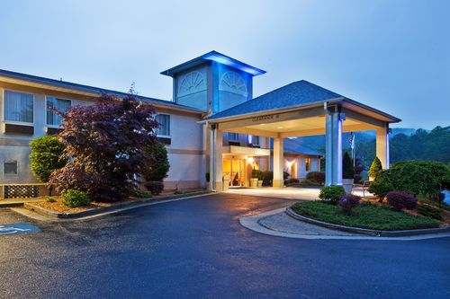 Quality Inn Dillard GA - Thumbnail