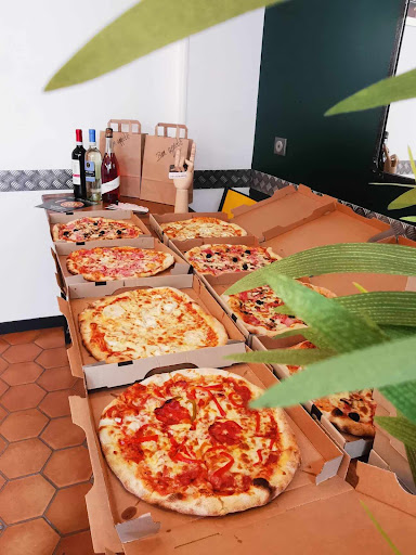 Photo 3 - Mara Pizza