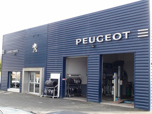 Photo n°2 de GARAGE RAVEL - PEUGEOT à Lubersac (Atelier de carrosserie automobile)