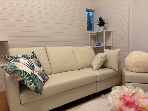 STAY at CANOA / 一棟貸しの宿